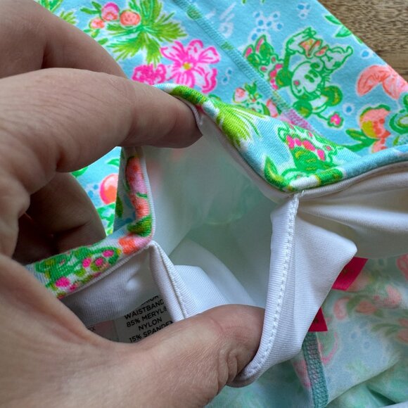 Lilly Pulitzer x Disney Parks Weekender Leggings Lilly Loves Disney Size Small - Picture 8 of 14
